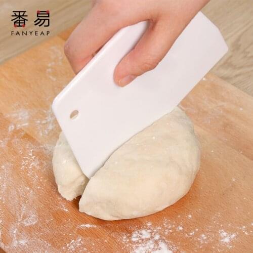 Soft Flexible Plastic Dough Cream Scraper Cake Spatula Pastry Butter Cutter Baking Cake Pastry Tools for Bread Making