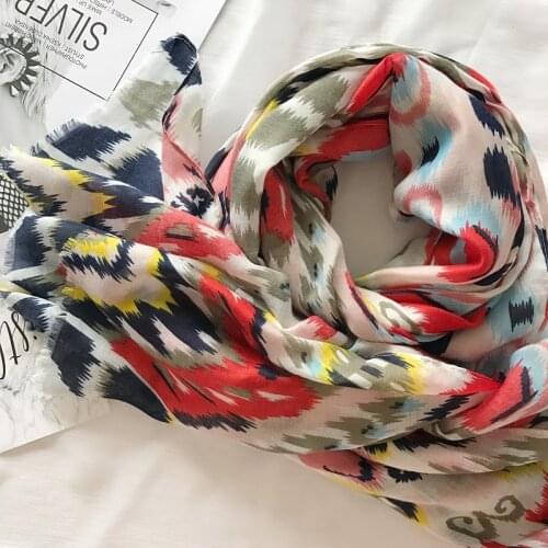 2021 Newest Women Vintage Ombre Scarf Printed Pattern Cotton Scarf Shawls Wraps Hijabs
