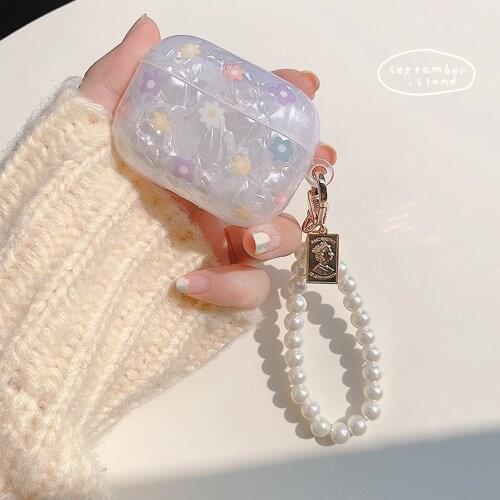 Luxury Cute Pearl Case for Apple Airpods 1 2 3 Bracelet Chain Case for AirPods Pro Bluetooth Earphone Accessories Heart Flower