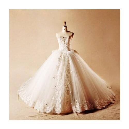 Luxurious Beaded Appliques Vintage Lace Strapless Princess bridal gown Ruffled vestido de noiva 2018 mother of the bride dresses