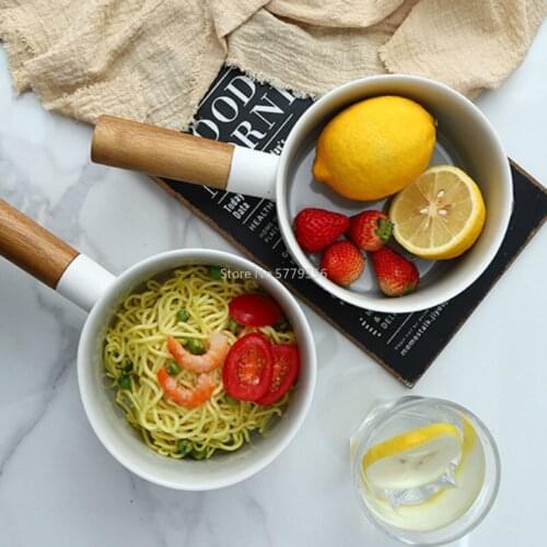 Japanese Style Household Ceramic Tableware Ramen Bowl Nordic Style Soup Bowl with Wooden Handle Inside and Outside Color