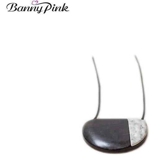 Banny Pink Elegant Half Round Sandal Wood Pendant Women Necklace Ethnic Wood Alloy Long Necklace Fashion Jewelry Collier Bijoux