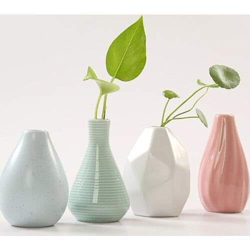 Classic ceramic small Vase Modern Fashion Ceramic Flower Vase ceramic vases desk accessories,crafts Wedding Decoration