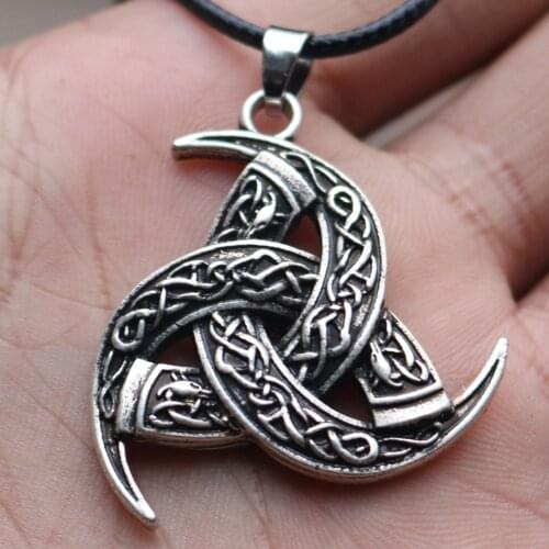 Men Amulet Necklace Viking Odins Horn Wolf Pendant Necklace Irish Knot 3 Moon Shape Trinity Talisman Vikings Jewelry