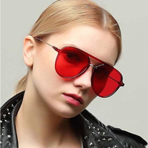 Q Fashion Lady Glasses 2021 Oval Women Sunglasses Vintage Big Frame Brand Design Eyewear Photochromic Goggle Shades Oculos UV400