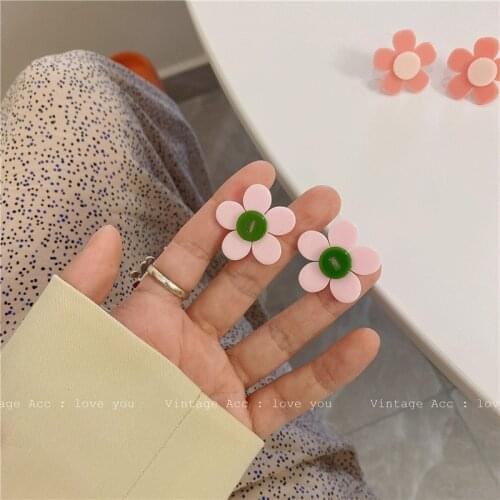 AOMU 2021 Summer Retro Exaggerated Cute Colorful Flower Geometric Big Acrylic Earrings Transparent Resin Earrings for Women Girl