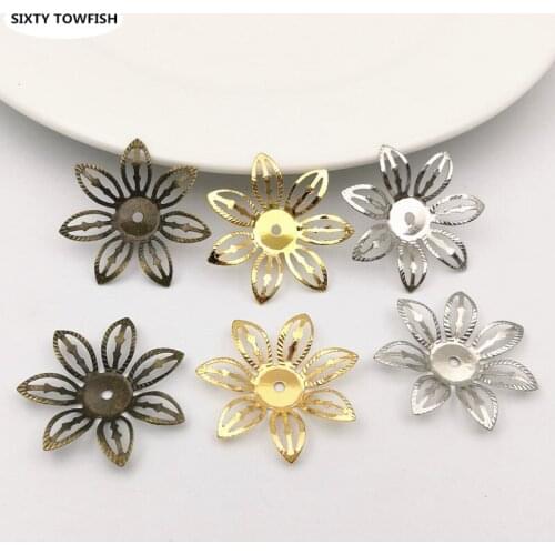 30 pcs/lot 27mm Gold color/White K Metal Filigree Flowers Slice Charms Setting Jewelry DIY Spacers Components B100774