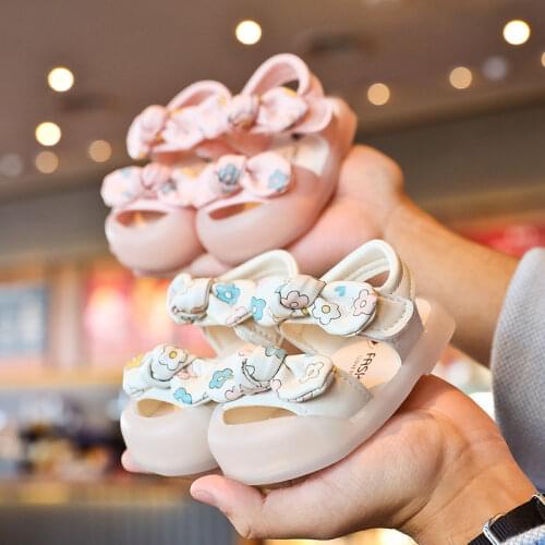 Skywheel Slips For Newborns