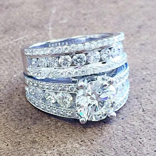 Huitan Gorgeous Full Round CZ Crystal Rings 2Pcs Set for Women Hot Sale Modern Wedding Ring Statement Jewelry Drop Shipping Item
