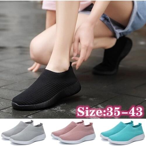 Women Breathable Mesh Running Shoes Knitted Sock Shoes Ultra Light Slip On Sneakers Fitness Outdoor Sport Shoes Laides Trainers