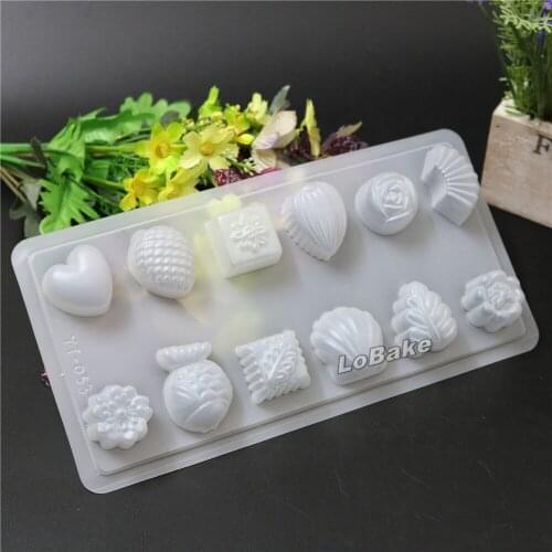 5pcs/lot) Newest 12 cavities various fruit leaves pineapple shell flower shape plastic chocolate Mold for Home Baking supplies