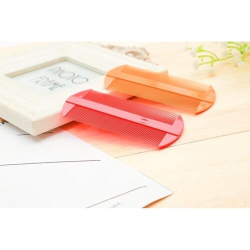 Manufacturers selling small perforated comb resin double-sided children comb gifts lice comb to clean dandruff A