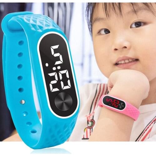 Dropshipping Simple Kids Watch Four Generations of Childrens Watches LED Electronic Bracelet Gift Student Boy Girl Unisex Watch