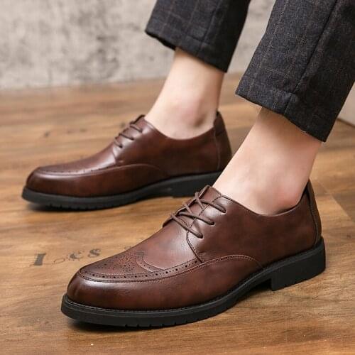 Men Dress brogue Shoes Handmade fashion Style Paty Leather Wedding Shoes Men lace up Flats Leather Oxfords Formal Shoes men