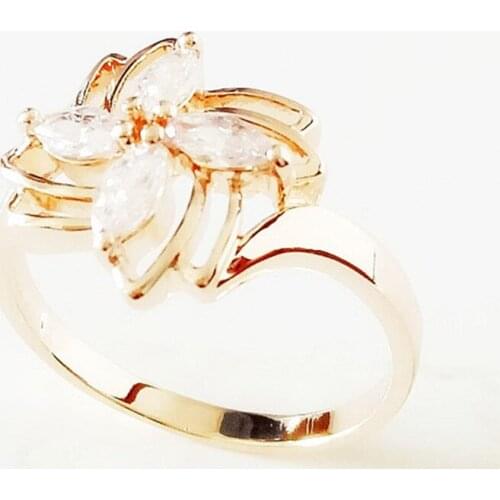 Women Rings 585 Rose Gold Color Fashion Jewelry Trendy New Flower Shape White Cubic Zircon Wedding Rings