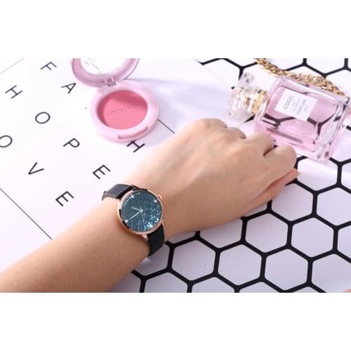 2018 New Arrival watch women, womens Casual silk Leather quartz-watches womens gifts Relogio Feminino