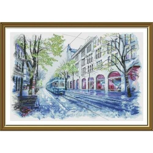 Lovely Gold Collection Counted Cross Stitch Kit City tram train City street landscape scenery NS RE 3502 Free Shipping