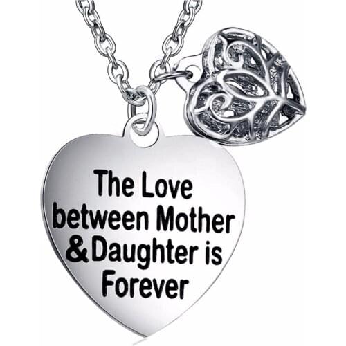 Chic Hollow Heart Pendant Mother Daughter Necklaces Family Gifts Mom Women Jewelry Stainless Steel Necklace Mothers Day Presents