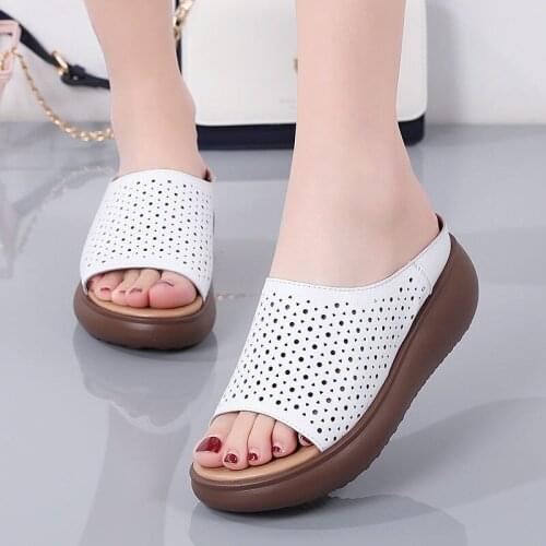 2021 New Fashion Flip Flops Women Beach Wedges Slippers Summer Gladiator Sandals Women Casual Shoes Woman Platform Flip Flops