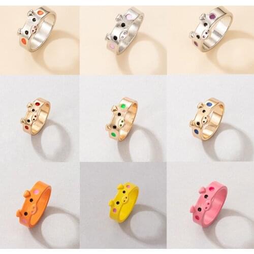 Docoan Lovely Small Pig Rings for Women Girls Colorful Spray Paint Dropping Oil Animal Cute Ring Party Jewelry Accessories 19685