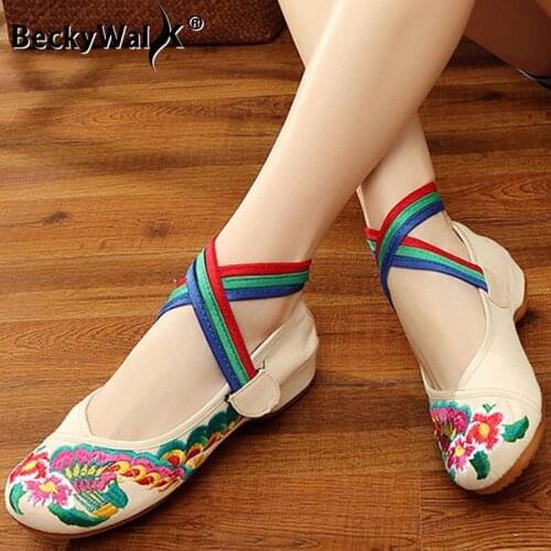 Colorful spring and autumn beef tendon bottom embroidered color ethnic style Chinese soft bottom shoes WSH2294