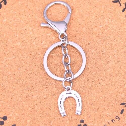 New Fashion Silver Color Alloy Metal Pendant horseshoe lucky Key Chain Key Ring Gift For Car Keychain Accessory
