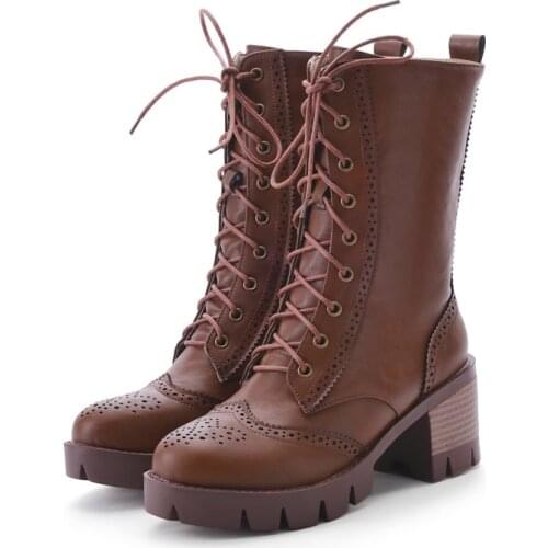 PXELENA Vintage British Fretwork Chunky Block High Heels Combat Boots Wing Tip Lace Up Motorcycle Riding Mid Calf Boots