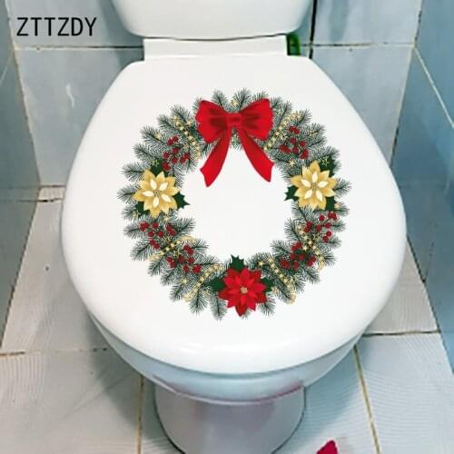 ZTTZDY 23×22.7CM Beautiful Christmas Pine Branch Ring WC Toilet Decor Home Room Wall Stickers T6-0041