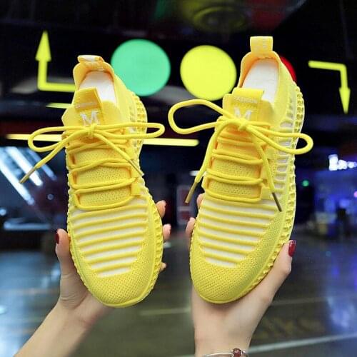 Fashion Women Lightweight Sneakers Running Shoes Outdoor Sports Shoes Breathable Mesh Comfort Running Shoes Air Cushion Lace Up