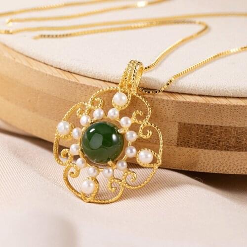 Natural Hetian Jade Retro Pendant Necklace 925 Silver Fashion Jewelry Chalcedony Amulet Gifts for Women