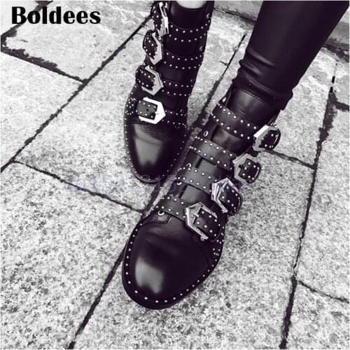 Black Leather Martin Boots Women Pointed Toe Metal Buckle Rivets Belt Buckle Motorcycle Boots Woman Fashion Ankle Boot