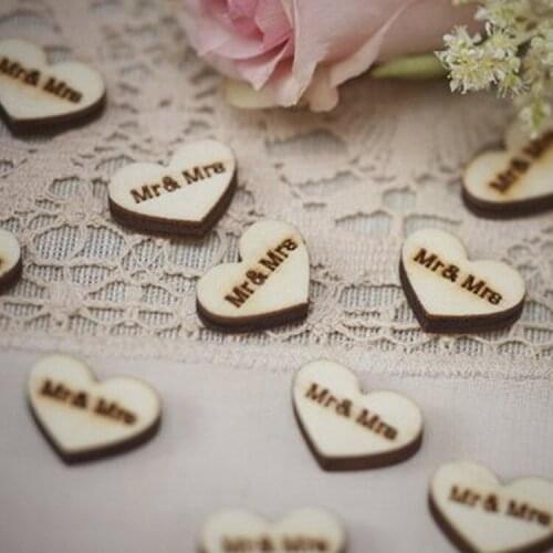 50PCS Wooden Hearts Mini Cute Love Heart Shape Wedding Table Scatter Decor Unfinished Wooden Crafts Wedding Ornaments DIY Laser