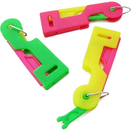 Random Color Plastic Automatic Needle Threader Sewing Machines Helpful Elderly Guide Easy Use Home Craft Tools Accessories