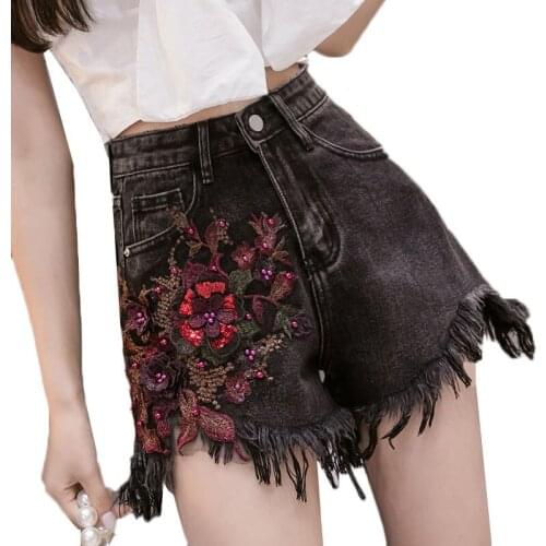 Summer New Arrival Women High Waist Heavy Industry Embroidery Denim Hole Bead Sequins Tassel Casual Loose Shorts Jeans Female
