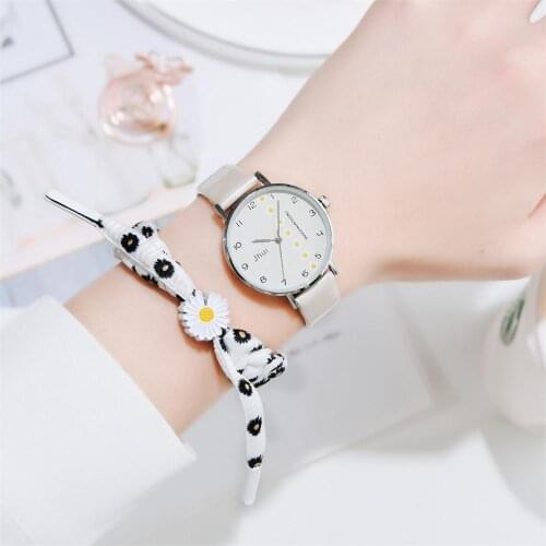 Flowers Dial Design Women Fashion Casual Watches Qualities Ladies Wristwatches Simple Number Scale Female Quartz Leather Watch