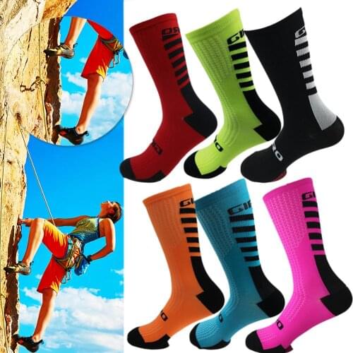 Sport Cycling Socks Comfortable Breathable Outdoor Bike Socks Running Socks For Men