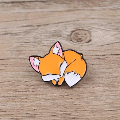 BG1013 Dongmanli Cute Enamel Pin Fox Brooches Collar Lapel Pin Cartoon Animal Badge Jewelry Gift for Kids Friends
