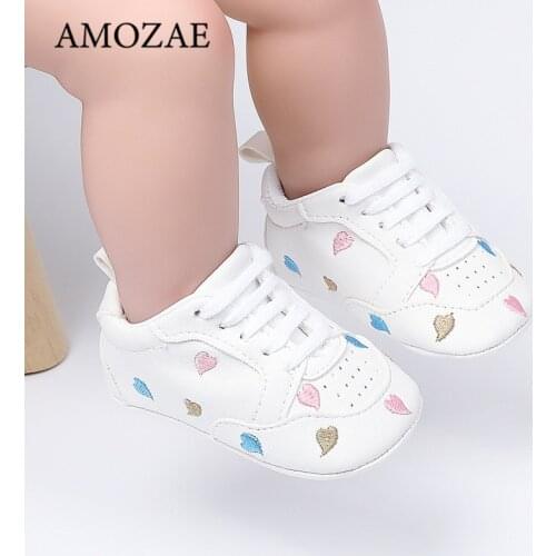 New White Sports Red Heart Five-star Newborn Baby Shoes PU Leather Soft Sole Baby Toddler Shoes Boys and Girls Sports Shoes