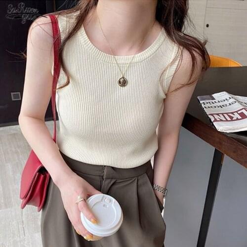 Summer Fashion New Female Sleeveless Casual Thin Tops Ice Silk Knitted Vests Women Tops O-neck Solid Tank White Black Tops 15659