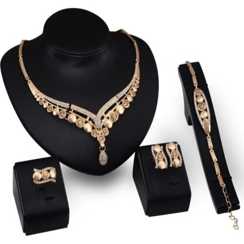 Dubai Gold Jewelry Sets Crystal Necklace Bracelet Earrings Ring Nigerian Wedding Party Women Fashion Bridal Jewelry Set