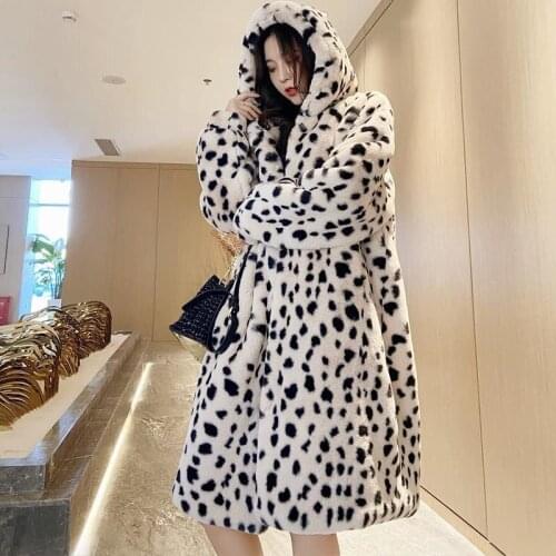 2021 New Fashion Winter Imitation Rex Rabbit Fur Coat Long Korean Artificial Fur Coat Casual Loose Hooded Fur Womens Wear