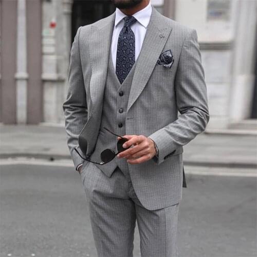 Gray Pinstripe 3 Piece Shawl Lapel Beach Wedding Tuexdos Formal Prom Suit Party Evening Blazer (Jacket+Pants+Vest) Custom Made
