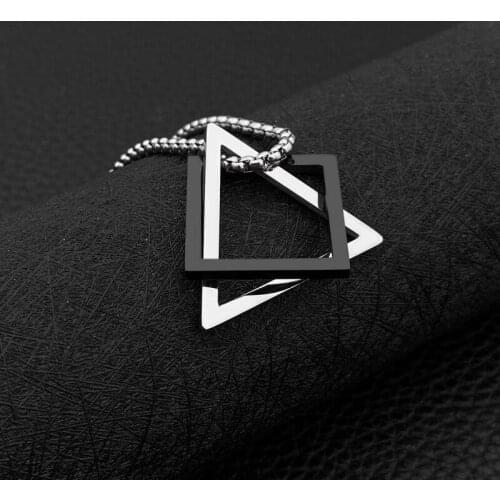 Mens New Fashion Pendant Necklace Black Metal Punk Geometric Triangle Pendant Necklace Fashion Simple Chain Jewelry Gift Collar