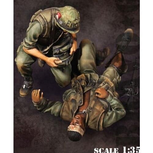 1/35 scale Vietnam War US Army Rescue the wounded 2 people miniatures Resin Model Kit figure Free Shipping