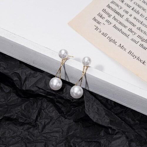 925 Silver Needle Korean Temperament Simple Cross Line Pearl Stud Earrings Fashion French Commuter Compact Daily Women Earrings