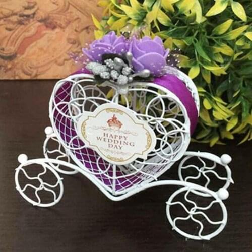 Creative Wedding Party Decoration Carriage Designed Metal Hollow Candy Chocolate Gift Package Box LX7977
