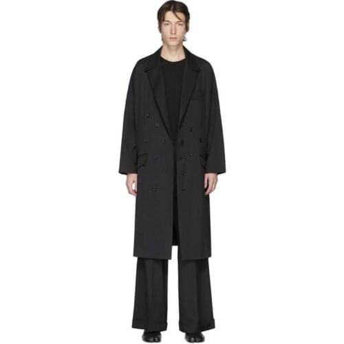 Mens autumn and winter new stage wind clothing small number of designers buckle in the long windbreaker coat