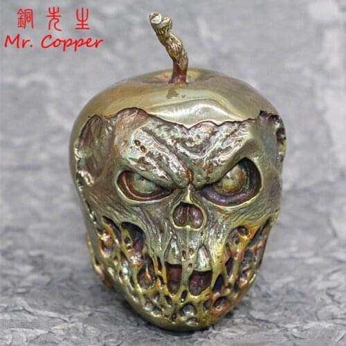 Pure Copper Punk Skull Head Poison Apple Shape Statue 9.5cm Height Brass Sculpture Car Ornament Decoration Halloween Gift Craft