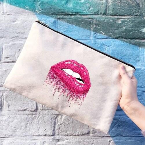 Trendy Sexy Lips Makeup Bags with Multicolor Pattern Cute Girls Cosmetics Purse Fashion Women Party Lipstick Box Handbags Pouch