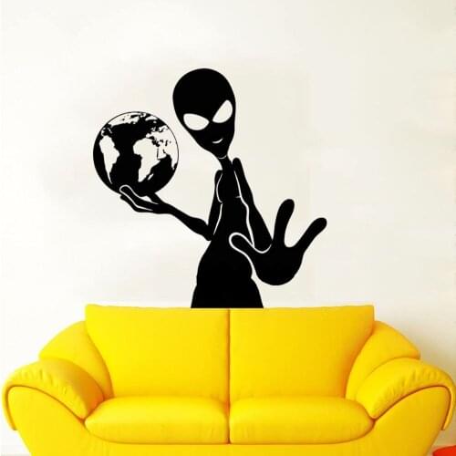 Alien Holding Planet Wall Sticker Decal Alien Sticker Home And Bedroom Art Decoration A003102